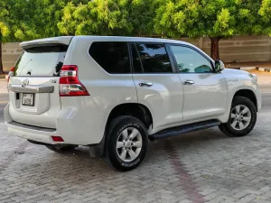 2016 Toyota Prado