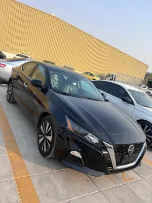 2022 Nissan Altima in dubai