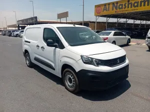 2022 Peugeot Partner in dubai