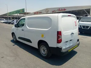 2022 Peugeot Partner