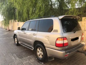 2004 تويوتا لاند كروزر