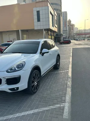 2016 Porsche Cayenne in dubai