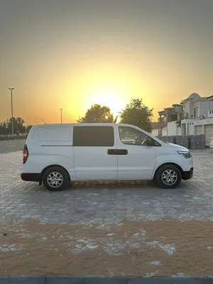 2019 هيونداي إتش١