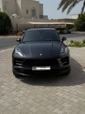 2019 Porsche Macan in dubai