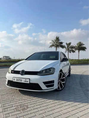 2015 Volkswagen Golf in dubai
