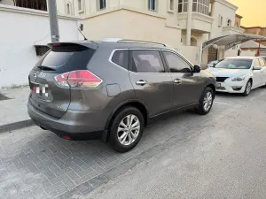 2015 نيسان اكس تريل