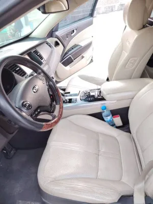2013 Kia Quoris