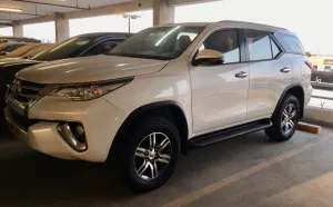 2019 تويوتا فورتشنر in dubai