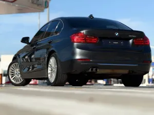 2013 بي أم دابليو الفئة - 3