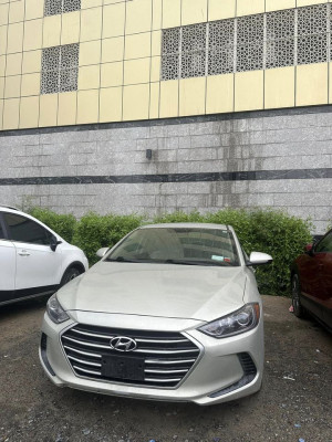 2017 Hyundai Elentra in dubai