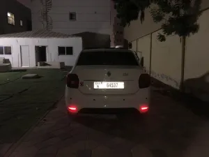 2019 رينو سيمبول
