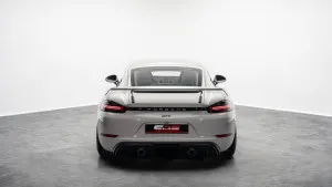2021 Porsche Cayman
