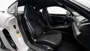 2021 Porsche Cayman