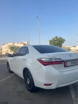 2018 تويوتا كورولا
