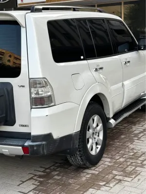 2009 Mitsubishi Pajero