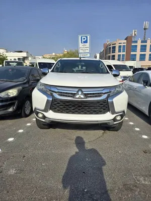 2019 Mitsubishi Montero in dubai