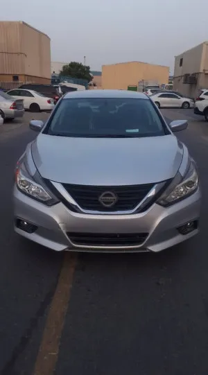 2016 نيسان آلتيما in dubai
