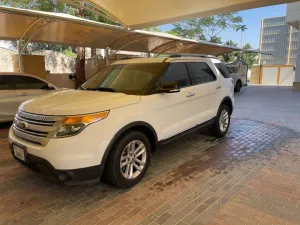 2013 Ford Explorer in dubai