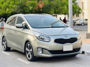 2014 Kia Carens in dubai