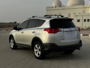 2013 تويوتا راف ٤