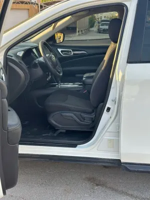 2018 نيسان باثفايندر 