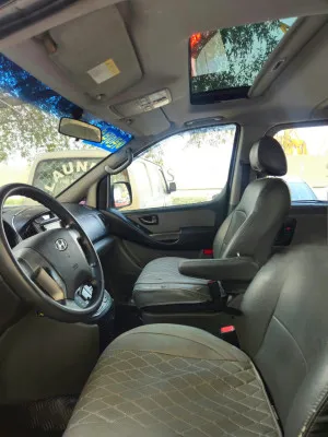 2010 Hyundai H1