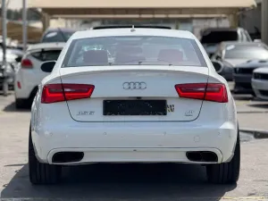 2012 اودي آي ٦