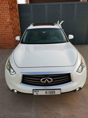 2012 Infiniti FX50 in dubai