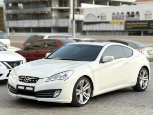 2010 Hyundai Genesis in dubai