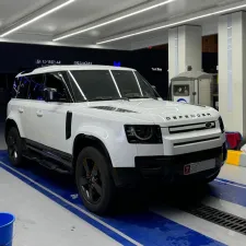 2023 لاند روفر ديفندر
