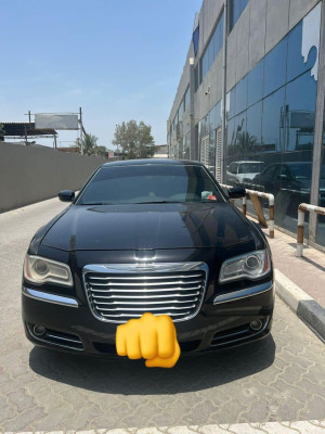 2014 Chrysler 300 in dubai