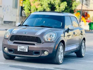 2013 Mini Countryman in dubai