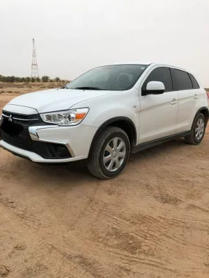 2019 ميتسوبيشي آي أس أكس in dubai