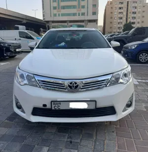 2015 تويوتا كامري