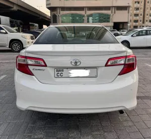 2015 تويوتا كامري