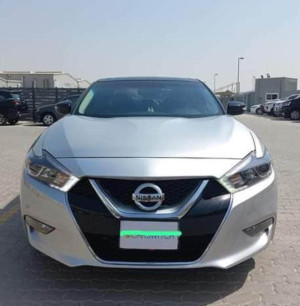 2016 Nissan Maxima in dubai