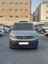 2022 Peugeot Partner in dubai