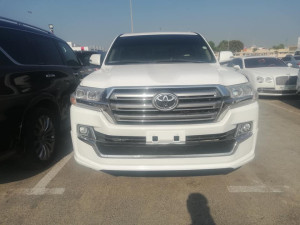 2011 Toyota Land Cruiser