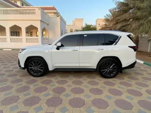 2023 Lexus LX600