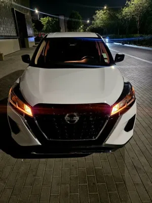 2021 Nissan KICKS