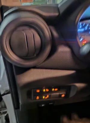 2021 Nissan KICKS
