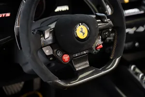 2021 فيراري 812 سوبر فاست