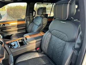 2023 Jeep Grand Wagoneer