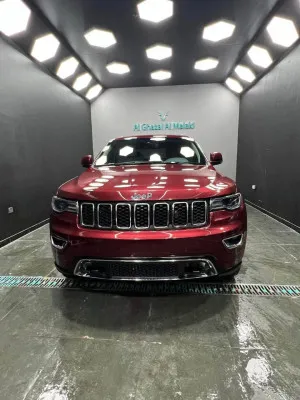 2019 Jeep Grand Cherokee in dubai