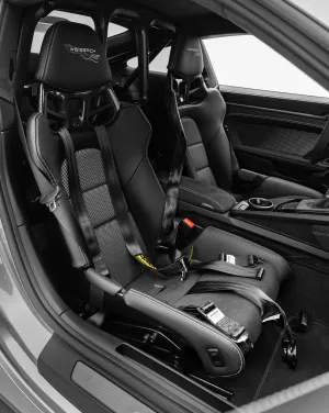 2025 Porsche 911 Carrera