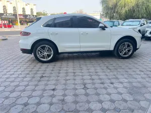 2015 Porsche Macan