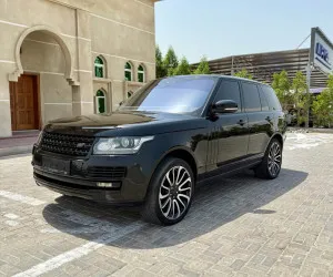 2017 Land Rover Range Rover in dubai