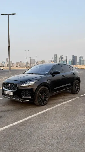 2020 جاكوار اي بيس