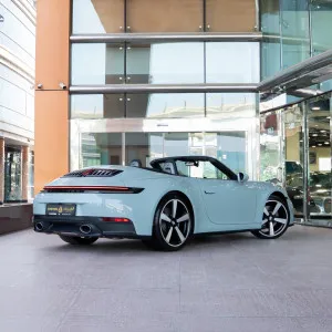 2025 Porsche 911 Carrera