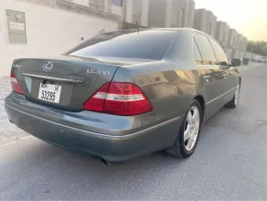 2005 Lexus LS